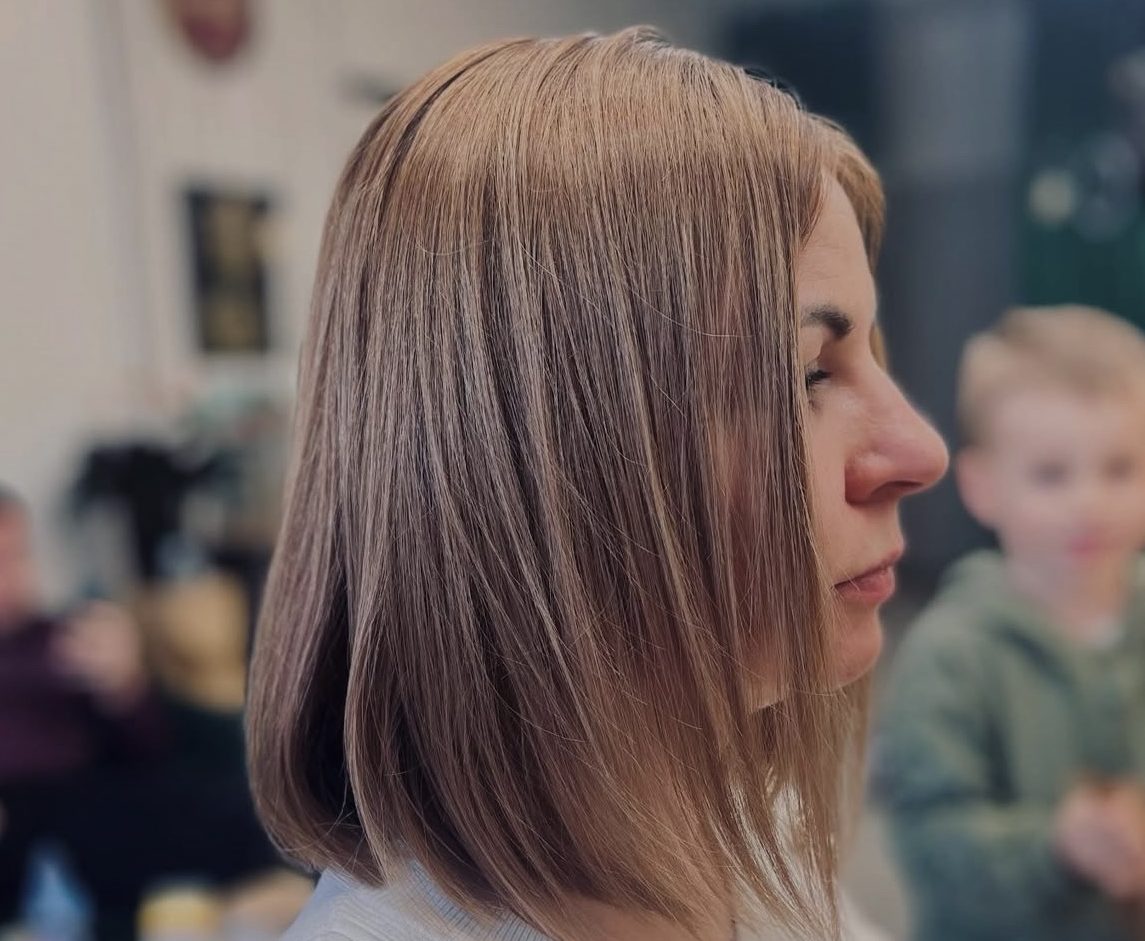 Dámský dlouhý bob s foukanou, kadeřnictví studio PM